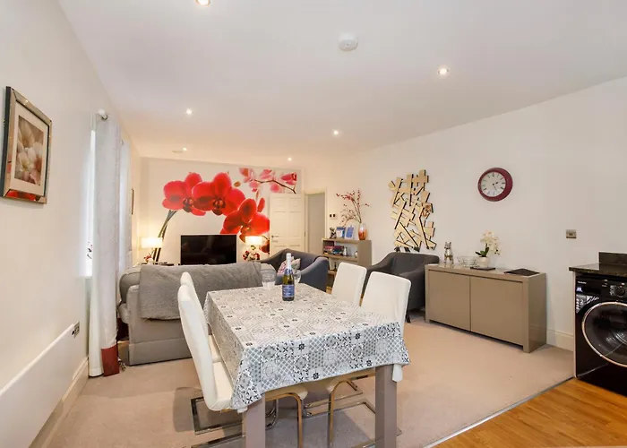 6 Hunter House -free Onsite Parking בית נופש *