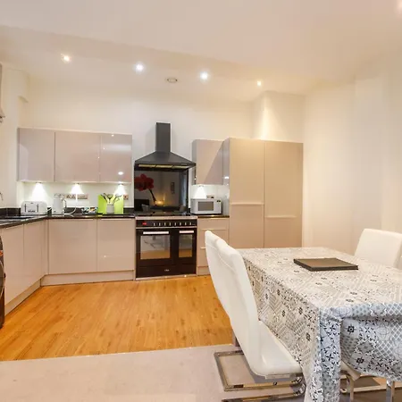 6 Hunter House - Heart Of The With Free Onsite Parking * 约克